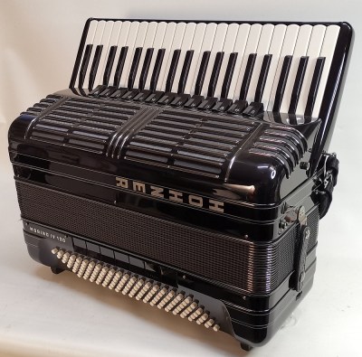 Hohner Morino IV 120 +